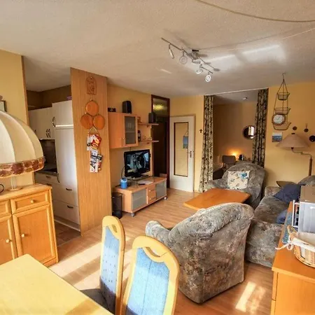 - Haus C, App 0c0104 *